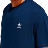 Remera azul marino de algodón con logo Adidas Trifolio bordado en blanco en el pecho.