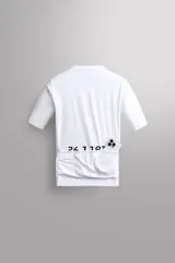 Maillot de ciclismo de manga corta Zara Athleticz, color negro, con cierre frontal de cremallera, cuello bajo y texto estampado en contraste en el pecho.