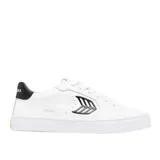 Championes urbanos Cariuma modelo Salvas, color blanco con detalles en negro.