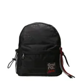 Mochila urbana Las Oreiro de color negro con diseño de líneas geométricas sutiles. Presenta un bolsillo frontal con cierre, bolsillos laterales de red y un parche decorativo con la inscripción 'Oreiro Love' en tonos rosados y rojos. Incluye tiradores de cierre con cordones decorativos en color rojo y blanco.