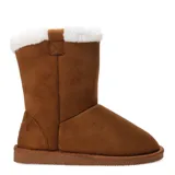 Botas tipo ugg de caña media, confeccionadas en material sintético imitación gamuza color marrón, con interior forrado en piel sintética blanca y suela de goma plana.