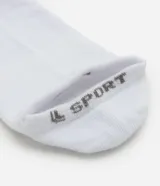 Kit de tres pares de medias invisibles deportivas de la marca Lupo, confeccionadas en tejido de algodón suave y resistente, con diseño ergonómico y logo de la marca en la parte superior.
