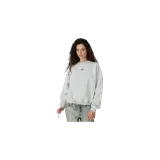 Buzo cerrado oversize de Eme Studios color gris claro, con cuello redondo, mangas largas y elástico en puños y cintura. Presenta gran estampado tipográfico y gráfico de la marca en la espalda.
