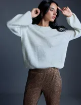 Pantalón largo de lentejuelas color marrón, marca Ninety, con pretina ancha elastizada, bolsillos laterales y forro a tono.