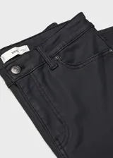 Jeans Sienna de tiro medio y diseño bootcut con efecto encerado, corte crop y estilo de cinco bolsillos.
