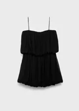 Vestido corto negro de estilo globo, confeccionado en viscosa con forro de poliéster. Presenta tirantes finos, escote recto fruncido y diseño holgado con frunces en la cintura.