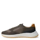 Championes urbanos Democrata modelo Lushio, con diseño de paneles en tonos beige, blanco y detalles en verde oliva. Presentan cierre con cordones, logo lateral distintivo y suela de goma en color caramelo.