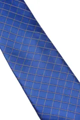 Corbatín color salmón de 5 cm de ancho.