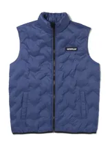 Chaleco puffer Caterpillar color azul, con cuello alto, cierre frontal y parches de la marca en el pecho.