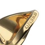 Anillo de aleación de metales bañado en oro 18k con diseño abierto y dos apliques orgánicos en forma de gota en los extremos.