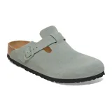 Zueco Boston SFB LEVE de Birkenstock, color Pure Sage (verde grisáceo), con plantilla suave (SFB) y horma estrecha.