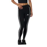 Calza larga negra de New Balance con cintura alta, corte ajustado y logo estampado en la pierna. Presenta una banda lateral blanca con el logo de la marca.