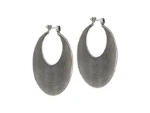 Aros tipo caravana de plata 925 empavonada, diseño calado con forma de medialuna.