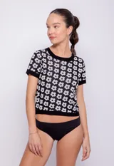 Parte inferior de bikini colaless color negro.