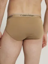 Slip negro de algodón con cintura elástica con logo de Calvin Klein.