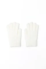 Guantes de punto con diseño de trenzas, en color blanco crudo, con puños acanalados.