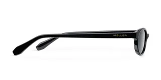 Gafas de sol ovaladas con montura fina color negro y lentes polarizadas negras.