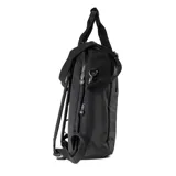 Bolso matero negro de poliéster con doble cierre, correa regulable y asas fijas. Tiene dos bolsillos externos con cierre, un bolsillo interno con cierre y dos abiertos. Cuenta con compartimentos para notebook y matero.