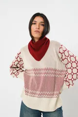 Bufanda bandana roja de lana.