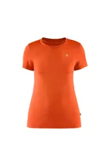 Remera deportiva naranja de lana merino, manga corta y cuello redondo.