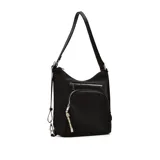 Cartera bandolera convertible en mochila, color negro, con diseño funcional que incluye múltiples bolsillos frontales con cierre y tiradores decorativos. Cuenta con correas ajustables y herrajes metálicos.