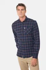 Camisa de viyela a cuadros tipo leñadora, con cuello abotonado, cierre frontal con botones y bolsillo en el pecho.