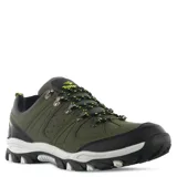 Championes de trekking Topper modelo Gondor II, color verde oliva con detalles en negro y verde neón. Presentan una estructura robusta con refuerzos en la puntera y el talón, sistema de cordones con ganchos metálicos y suela dentada de alto agarre.
