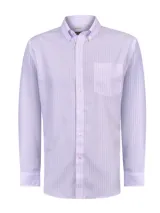 Camisa de manga larga RKF modelo Wf Pb, de corte regular y cuello americano. Presenta un diseño de rayas verticales en tonos rosado, celeste y blanco, con cierre frontal de botones, bolsillo ojal en el pecho con logo bordado y botones en las puntas del cuello.