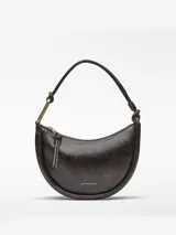 Bolso de hombro Adolfo Dominguez modelo Luna, con diseño de media luna y textura craquelada. Cuenta con un compartimento principal con cierre de cremallera, bolsillo interior, asa corta tubular con detalle metálico y logo grabado en el frente.