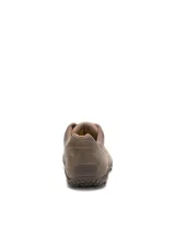 Zapatillas Caterpillar modelo Riff 2 para hombre, color marrón, confeccionadas en cuero con suela de goma duradera y diseño de tracción.