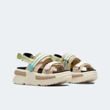 Sandalias con plataforma Converse Run Star Legacy Utility Sandal CX, color beige con detalles en celeste, verde y rosa.