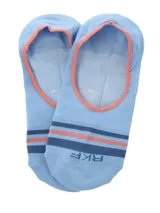 Calcetines invisibles de bambú color celeste con rayas horizontales azul marino y salmón.