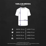 Remera azul con cuello marrón, estampado frontal con la frase "Hermod ART IS YOU".