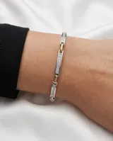 Pulsera de plata 925 con baño dorado y eslabones decorados con circonias brillantes.
