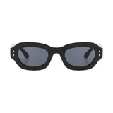 Lentes de sol unisex negros con marco rectangular y lentes grises. Fabricados con plástico reciclado, filtro UV 400 y estuche incluido.