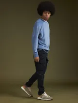 Sweater de plush color celeste.