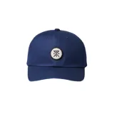 Gorra Roark modelo Nomad, color azul marino, con visera curva y parche circular frontal con logo bordado.