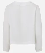 Blusa blanca de crepé con cuello en V, mangas largas y pliegues en los puños.