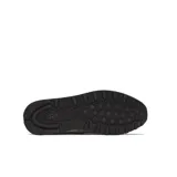 Championes Reebok Classic Leather, para hombre. Diseño en cuero blanco con superposiciones de gamuza gris, detalles en beige y suela de goma color caramelo.