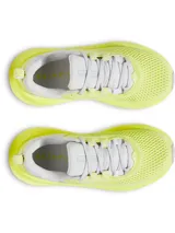 Championes de running Under Armour modelo Infinite Elite 2, color amarillo neón con detalles en gris y blanco. Presentan una parte superior de malla técnica transpirable, diseño de talón reforzado para mayor estabilidad y amortiguación UA HOVR+ de longitud completa para un mayor retorno de energía.