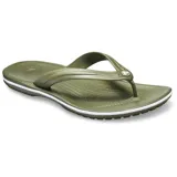 Ojotas tipo flip-flop de color verde oliva con una franja blanca decorativa alrededor de la entresuela. La suela es texturizada y la tira es de TPU.