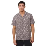 Camisa de manga corta Rusty modelo Sagi, de color gris con estampado floral en tono claro, cuello tipo cubano y cierre frontal con botones.