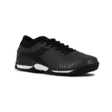 Championes de fútbol indoor Diadora Spot Teen, color negro con suela blanca y negra. Diseño texturizado con cordones y ajuste tipo botita en el tobillo.