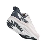 Championes de running Hoka Kawana 3, color gris con detalles en azul oscuro y suela amortiguada blanca.