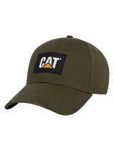 Gorro con visera curva Caterpillar color verde militar, con parche frontal de silicona con el logo de la marca en blanco y amarillo.