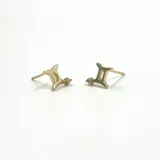 Aros de plata 925 dorada con el símbolo del signo zodiacal Géminis y un pequeño cristal.