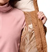 Campera puffer Columbia con tecnología termorreflectante Omni-Heat y tejido repelente Omni-Shield. Presenta un diseño de bloques de color en tonos beige y marrón, cuello alto, cierre frontal bidireccional, bolsillos laterales con cierre y puños elásticos.