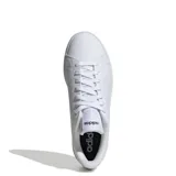 Championes Adidas Advantage Base 2.0 de estilo urbano, color blanco, con exterior de cuero sintético perforado y suela de goma resistente.