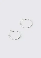 Aros de plata 925 con forma de aro y cierre de clip.