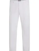 Pantalón chino blanco de pierna recta, confeccionado en satén de algodón elástico.